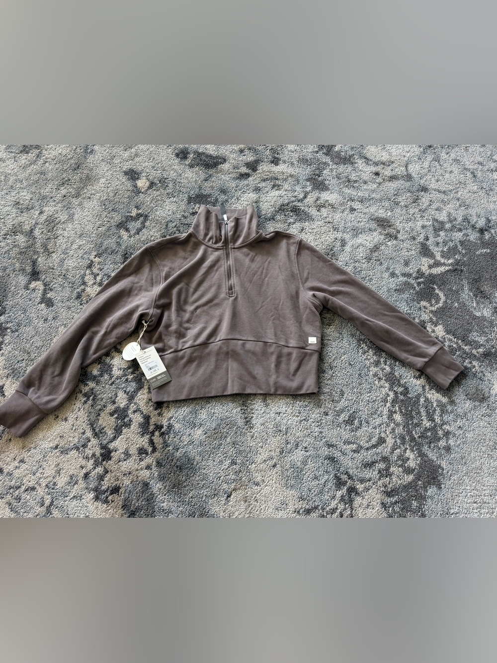 NWT VUORI Sedona half zip